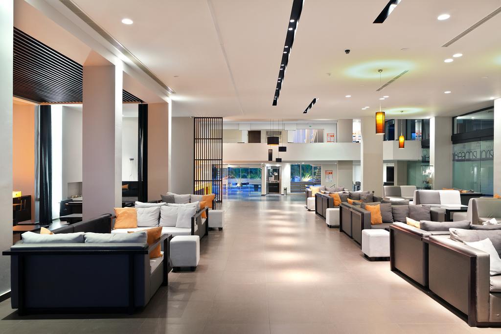 Long Beach Hotel & Resort Lóngosz Kültér fotó